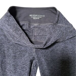 Beyond Yoga Spacedye Caught in the Midi Leggings – Blue/Grey, Size S